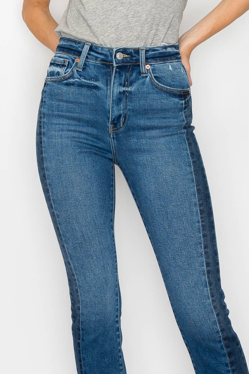 ‘She’s baaackk Side Detail Jean’ HIGH RISE SLIM STRAIGHT