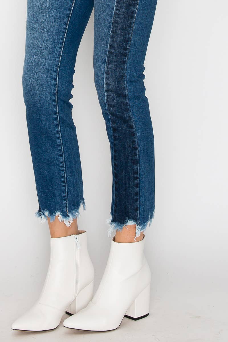 ‘She’s baaackk Side Detail Jean’ HIGH RISE SLIM STRAIGHT